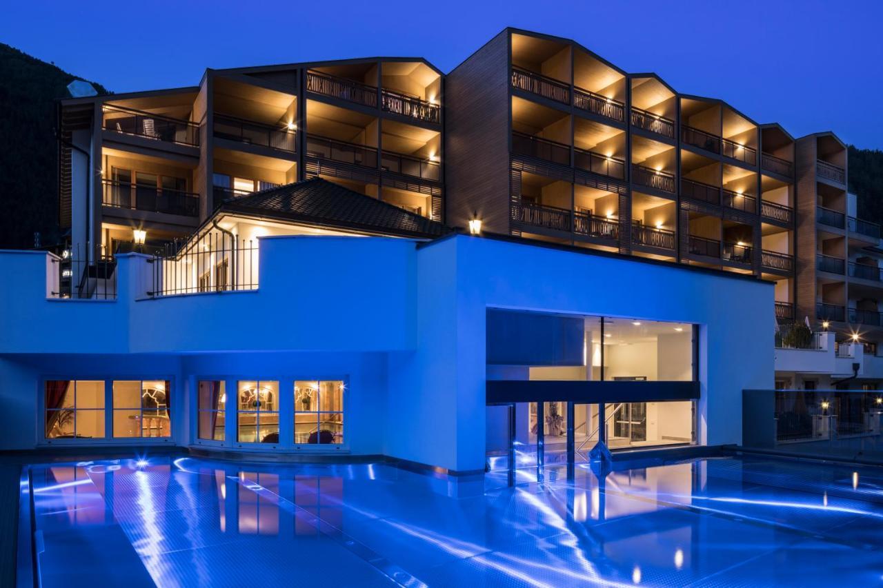 Falkensteiner Hotel & Spa Falkensteinerhof Valler Exteriör bild
